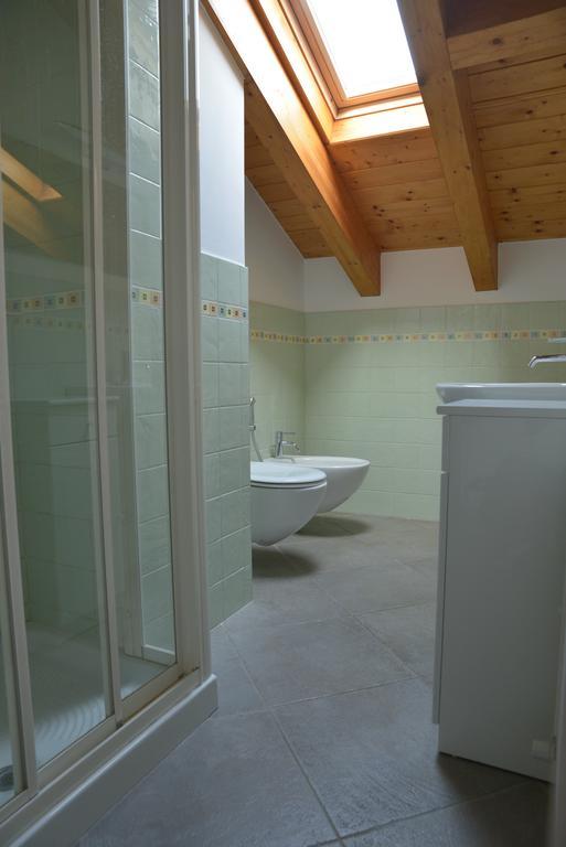 Cece' Dependance Apartment Lecco Bilik gambar