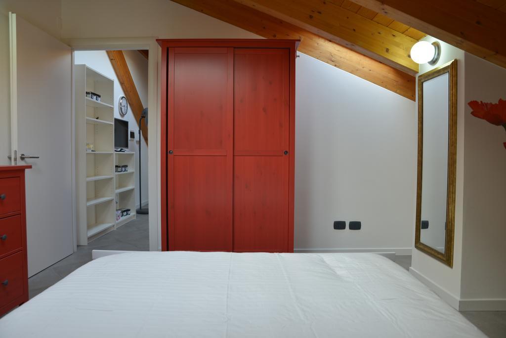 Cece' Dependance Apartment Lecco Bilik gambar